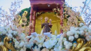 Festa de Santo Antônio é encerrada com procissão e missa em Camela